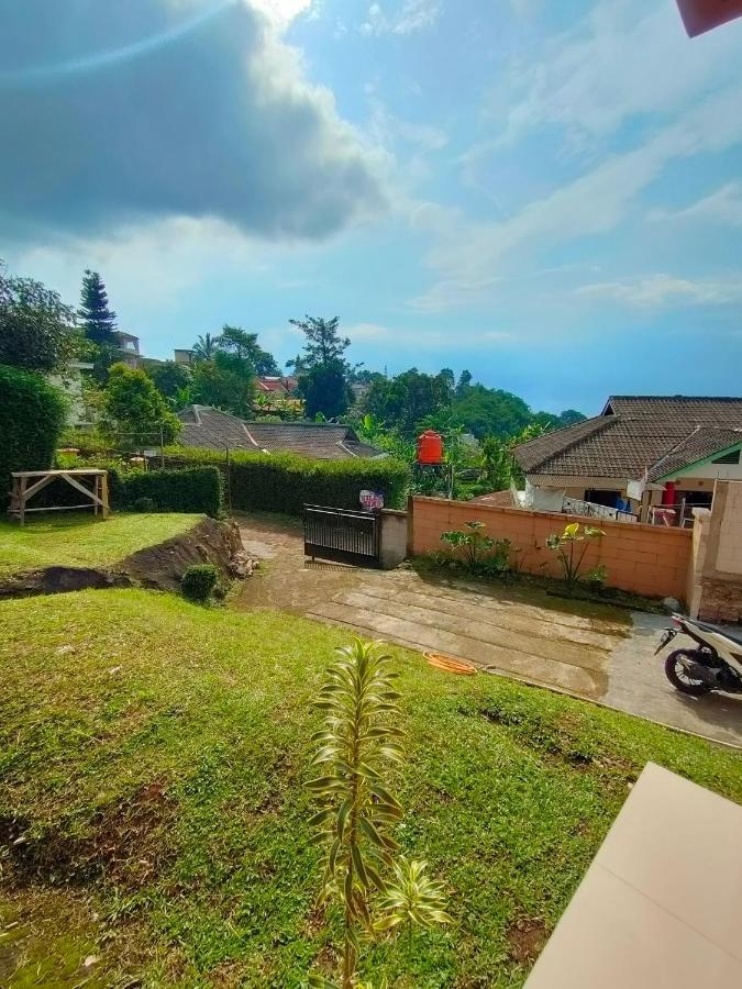 Villa Edwin Puncak Bogor Kültér fotó