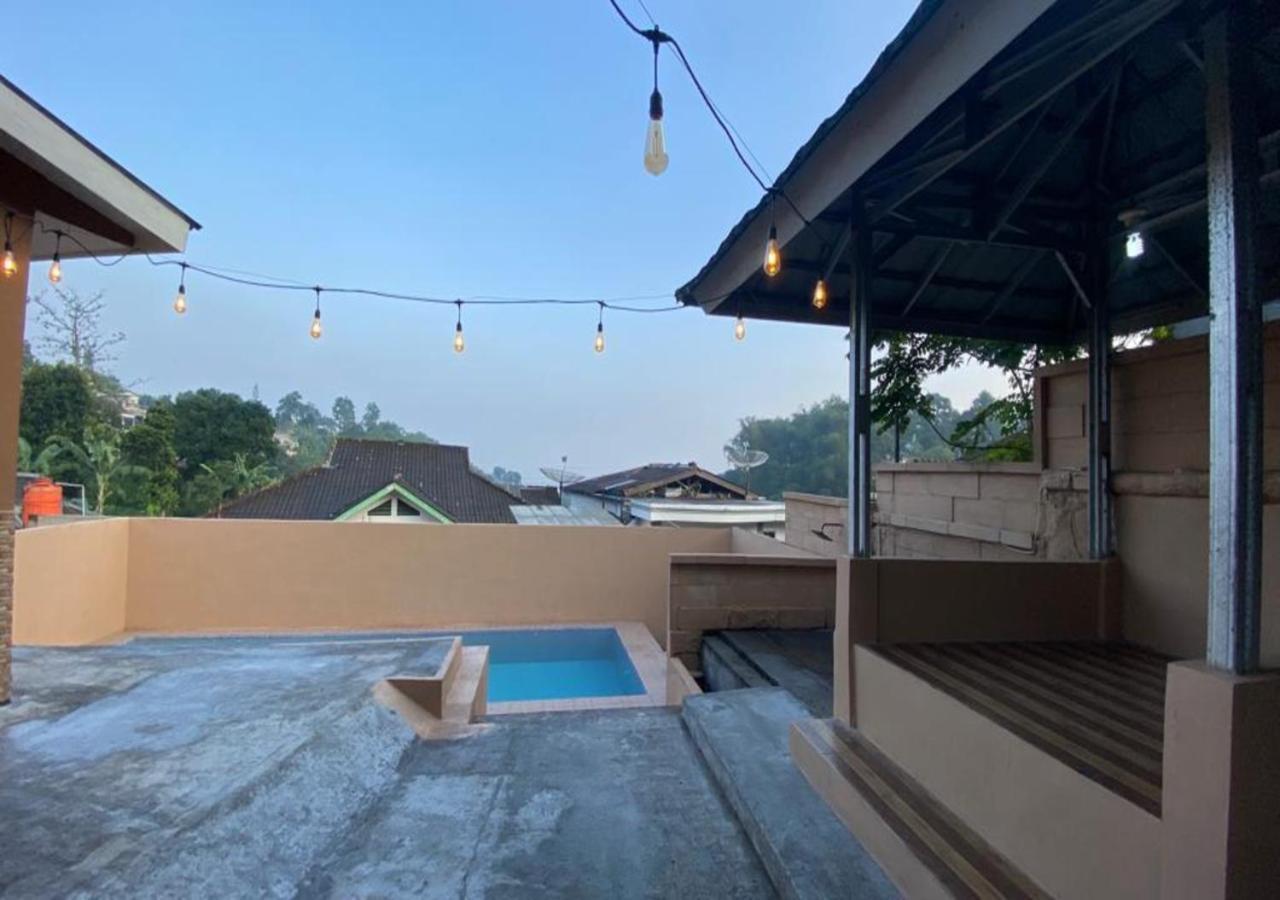 Villa Edwin Puncak Bogor Kültér fotó