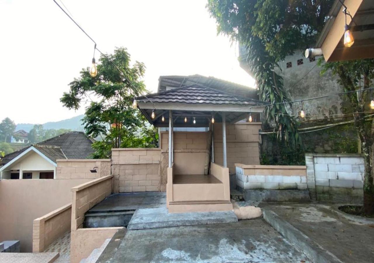 Villa Edwin Puncak Bogor Kültér fotó